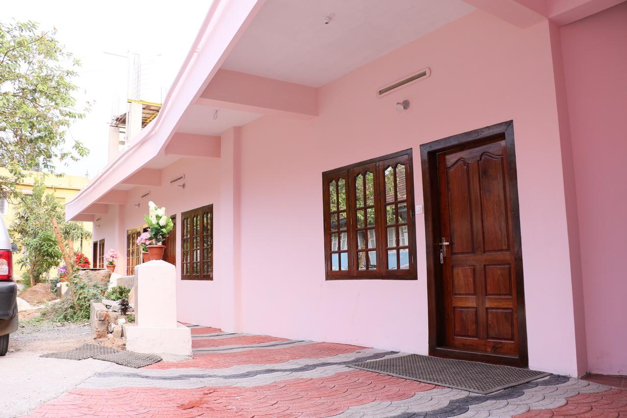 Ferienwohnung Grand Periyar Thekkady Exterior foto